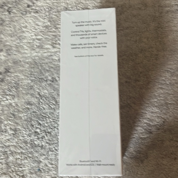 Nest Mini (2nd Generation) with Google Assistant - Charcoal - Picture 3 of 4